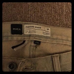 Tan RVCA W34